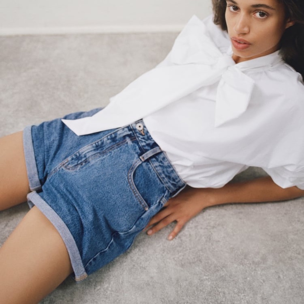 Zara Mom Short